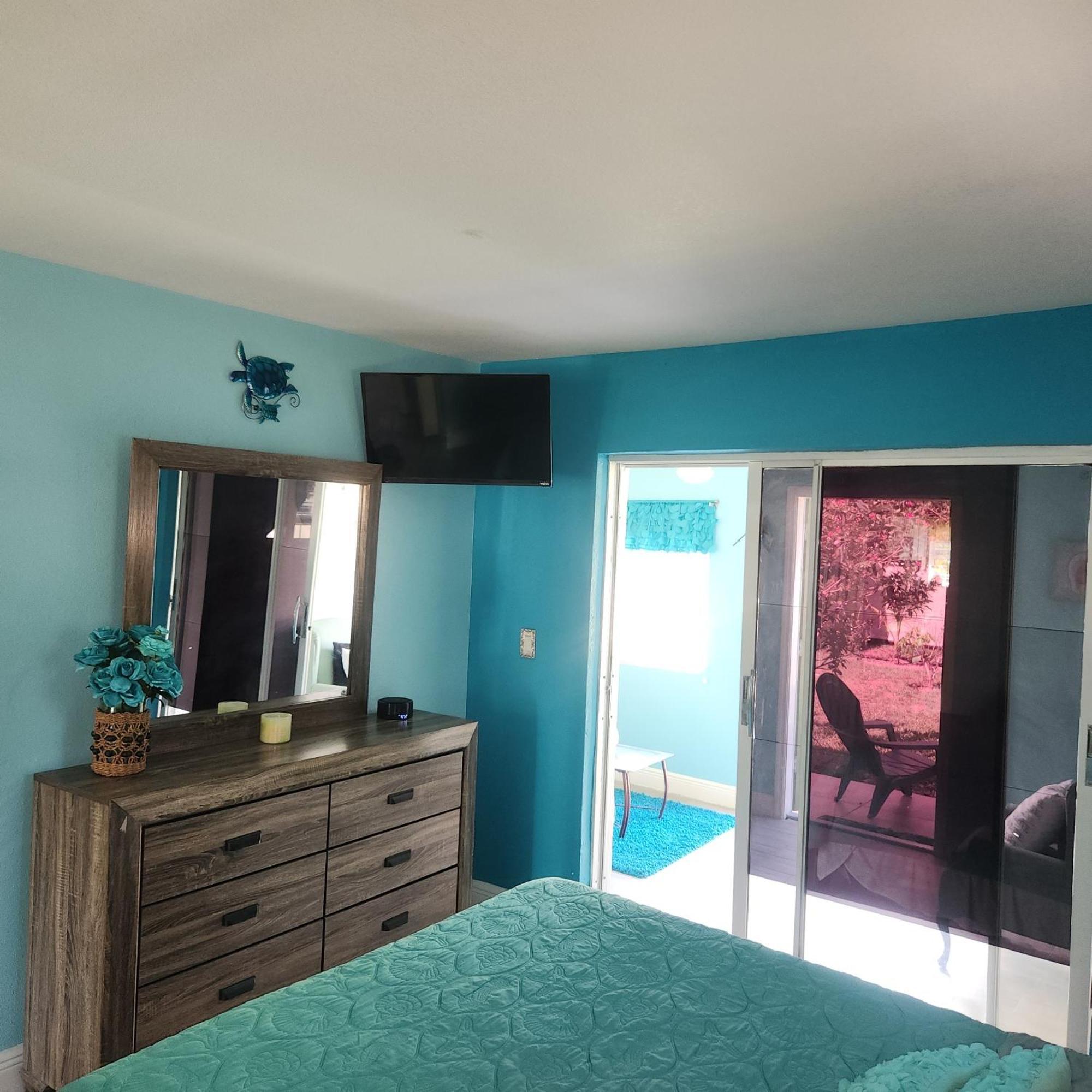 Jubilee Gardens Freeport Hotel Kamer foto